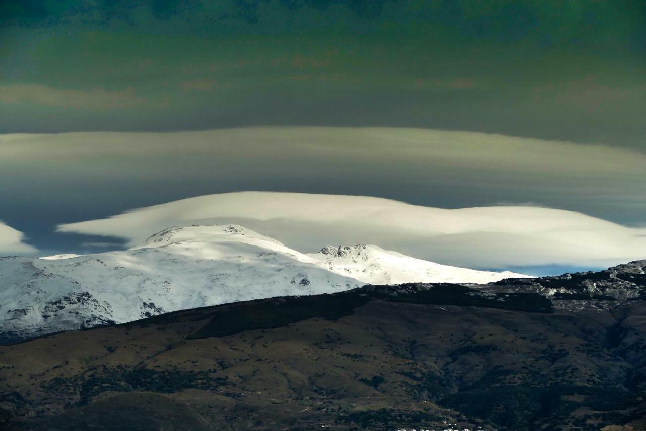 La Casa De La Bombilla Verde Trevélez Dış mekan fotoğraf