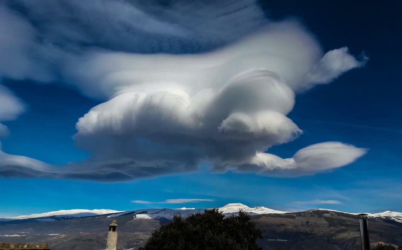 La Casa De La Bombilla Verde Trevélez Dış mekan fotoğraf