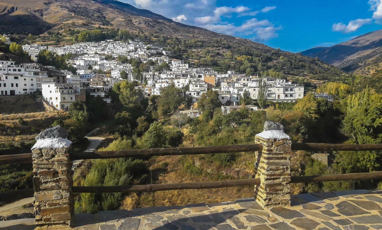 La Casa De La Bombilla Verde Trevélez Dış mekan fotoğraf
